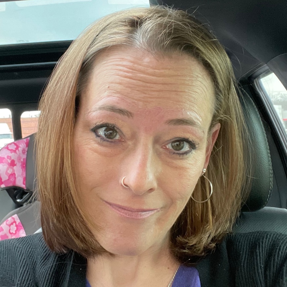 Meet your Posher, Lena